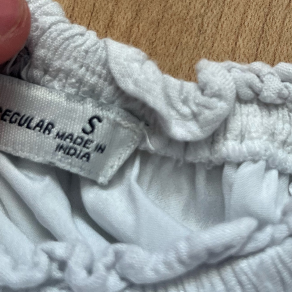 Hollister White Ruffled Elastic Waist romper dress - Picture 4 of 5